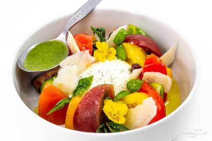 Tomates d’antan, burrata, pesto maison