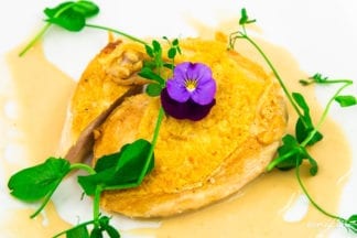 Suprême de poulet jaune rôti, à la Normande