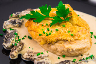 Suprême de poulet jaune aux morilles